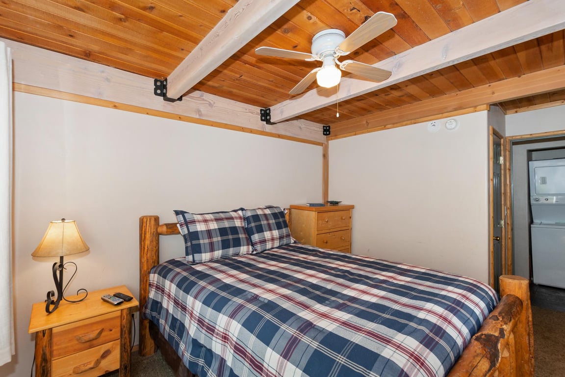 Cabin Image 17