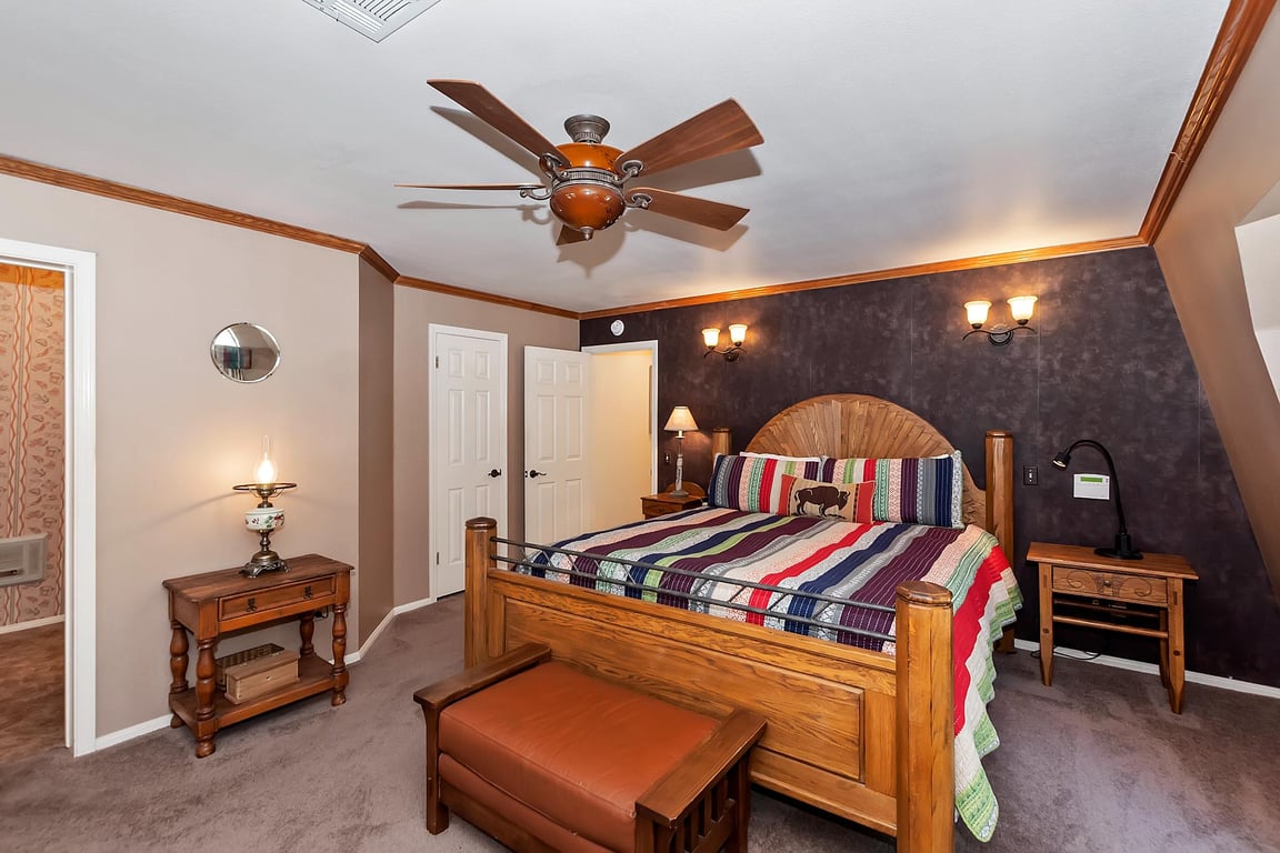 Cabin Image 21
