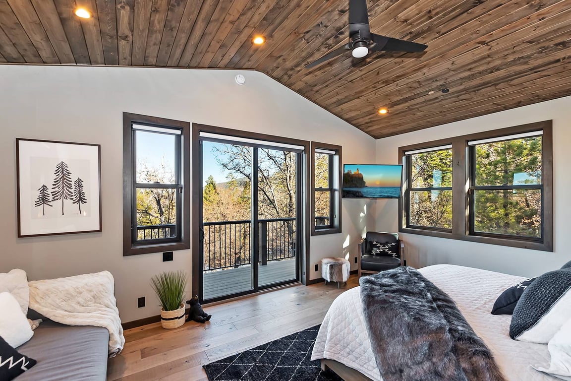 Cabin Image 33