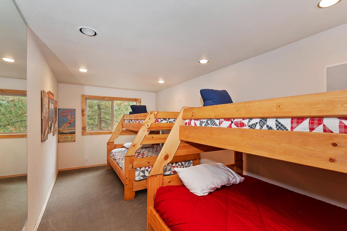Cabin Image 34