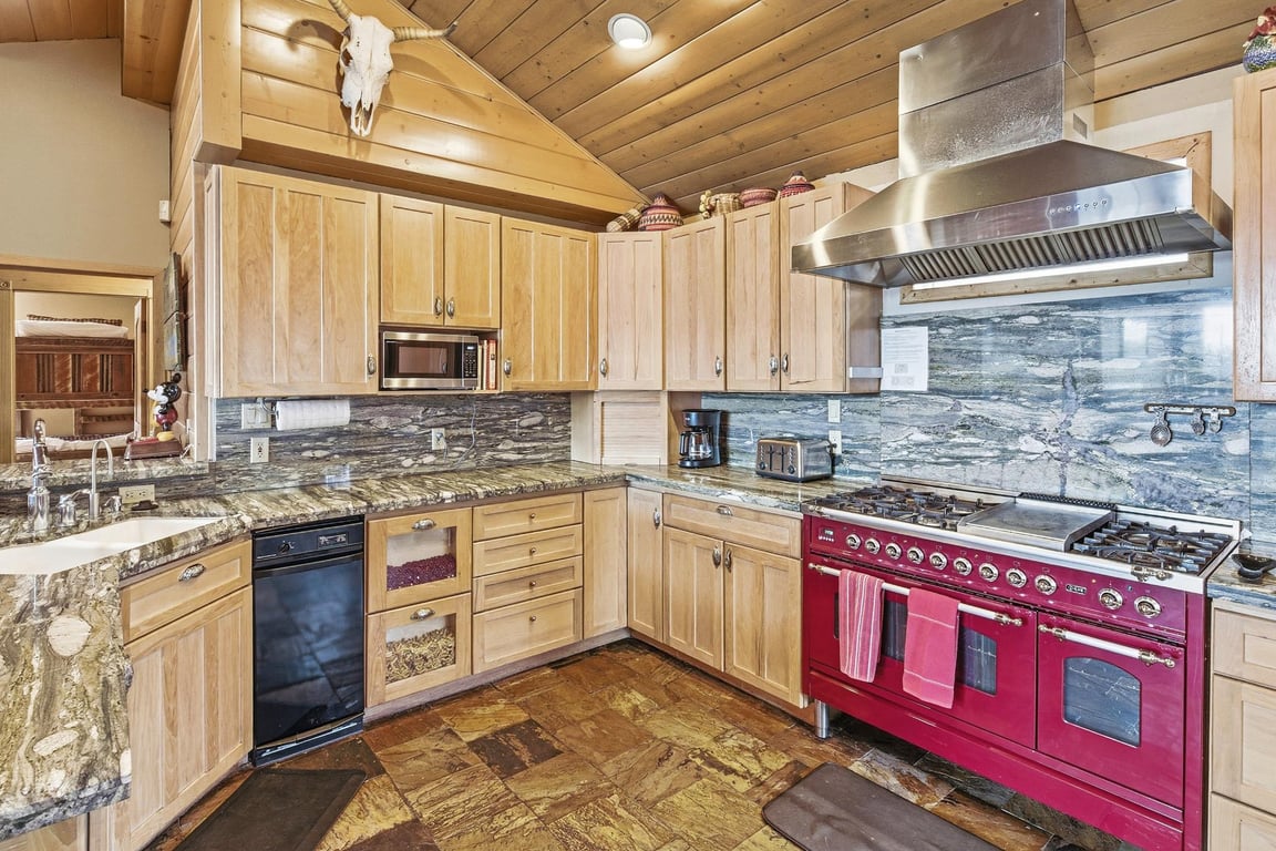 Cabin Image 29
