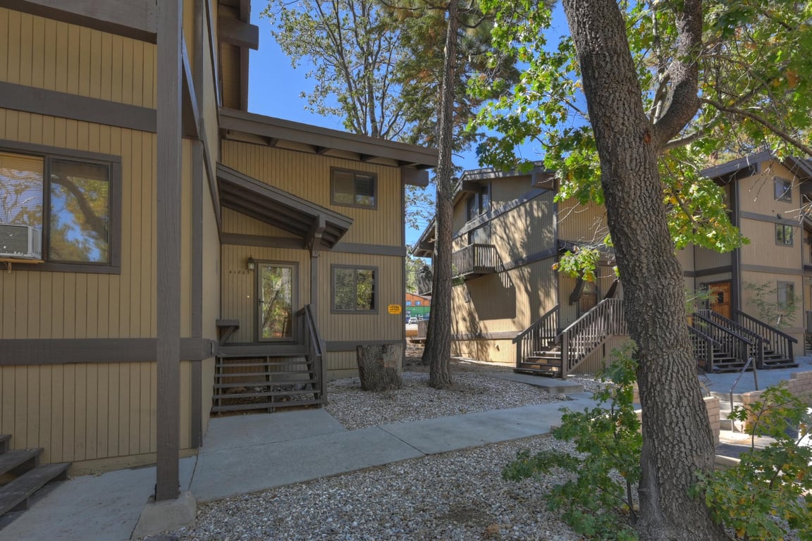 Big Bear Cabin - SnowSummitCabin - 0005