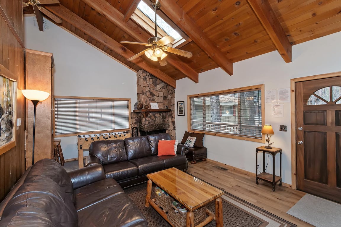 Cabin Image 6
