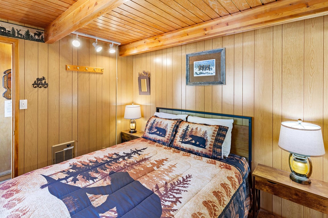 Cabin Image 15