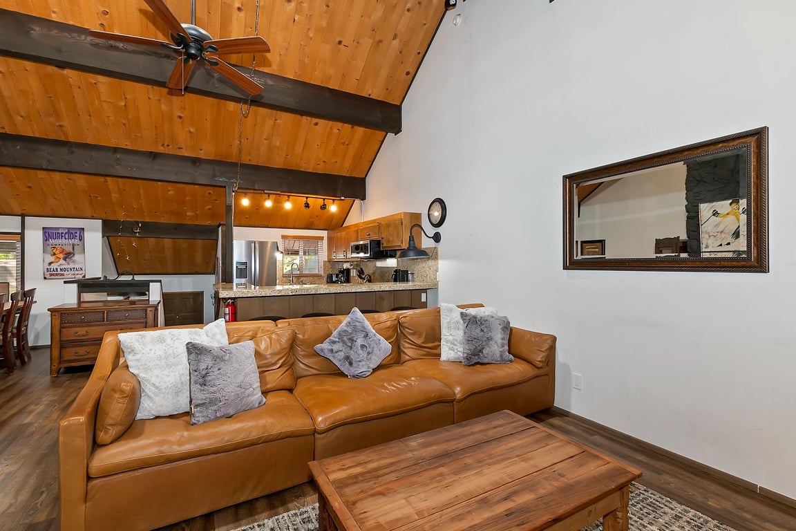 Cabin Image 18