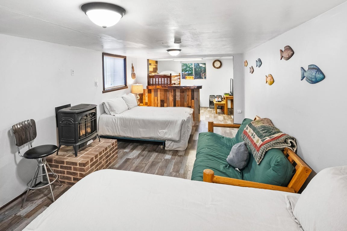 Cabin Image 75