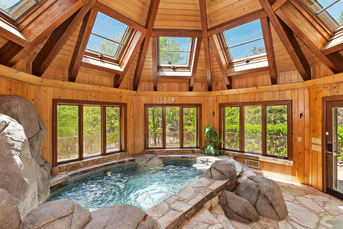Cabin Image 36