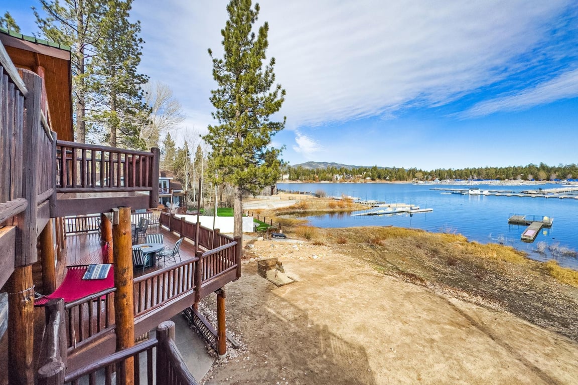 Cabin Image 19