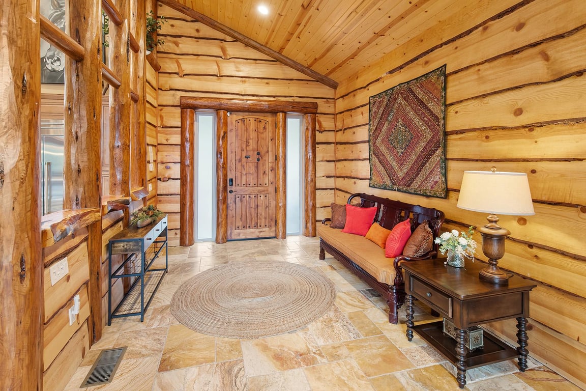 Cabin Image 8