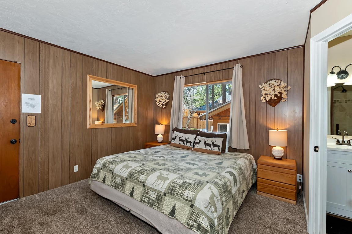 Cabin Image 18
