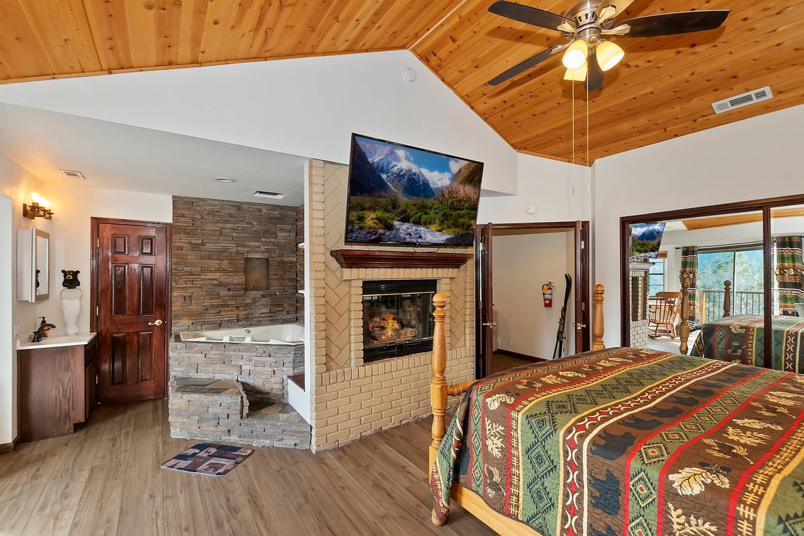 Cabin Image 32