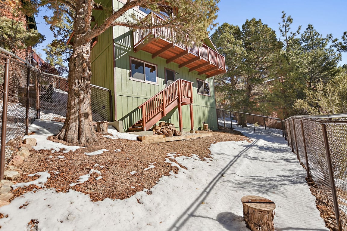 Cabin Image 24