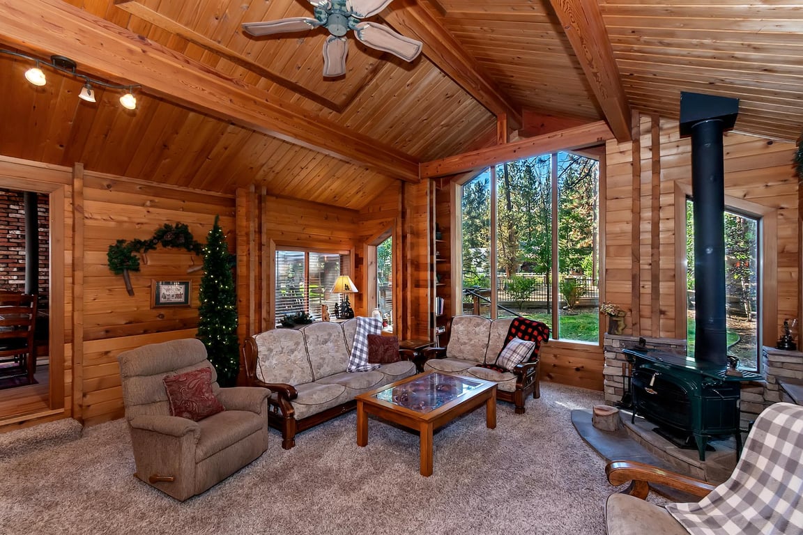 Cabin Image 8