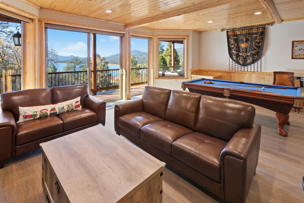 Cabin Image 36