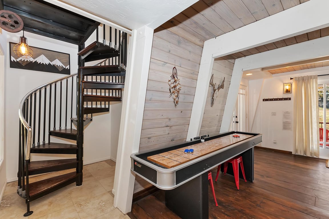 Cabin Image 3