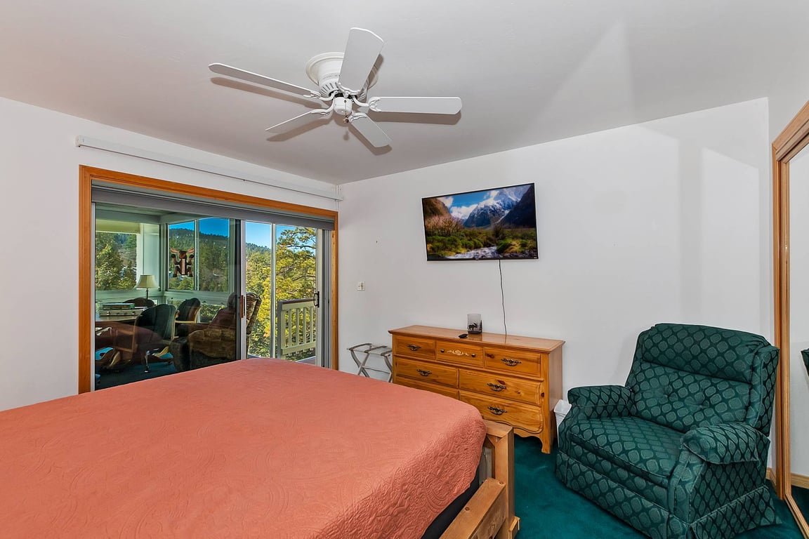 Cabin Image 30