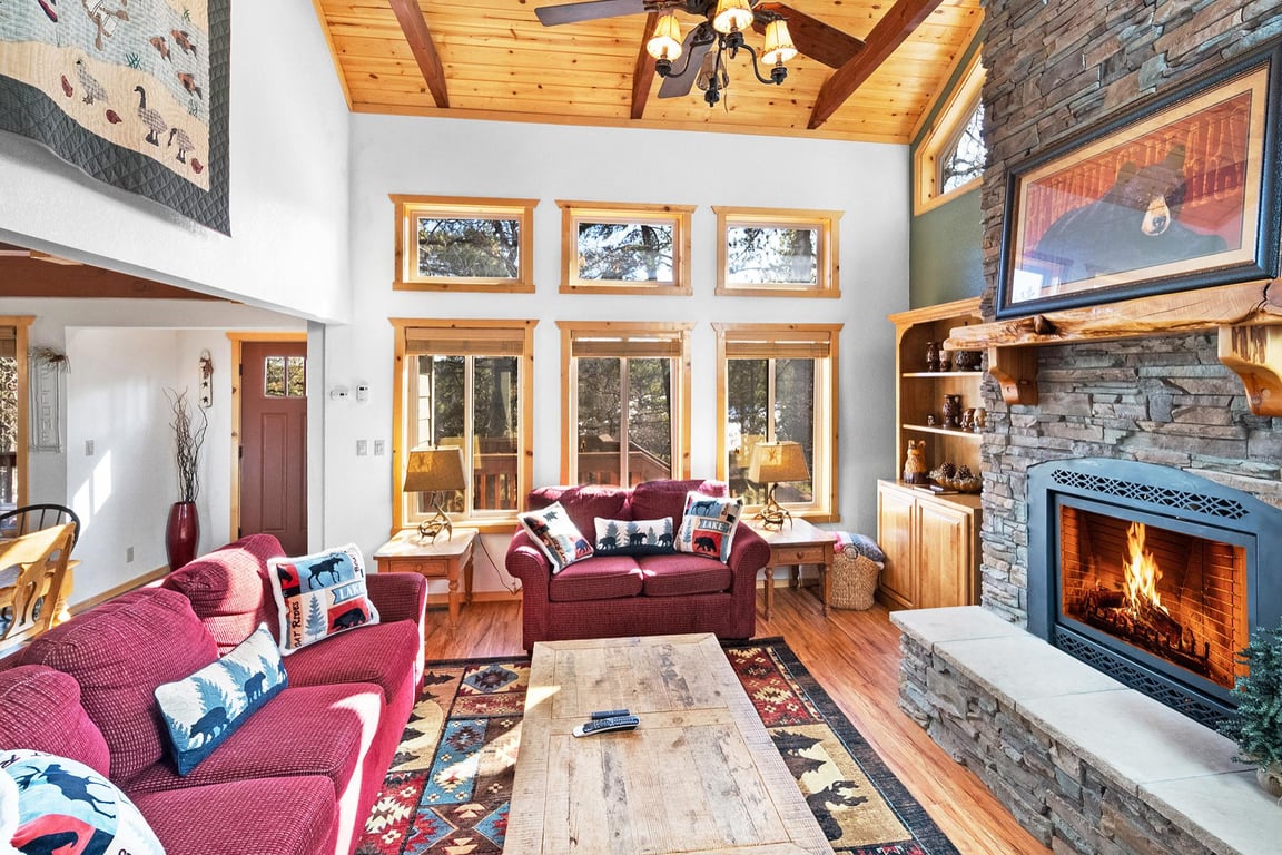 Cabin Image 12