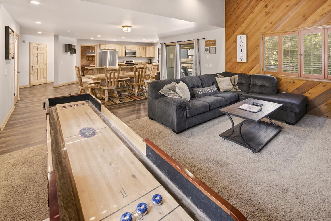 Cabin Image 11
