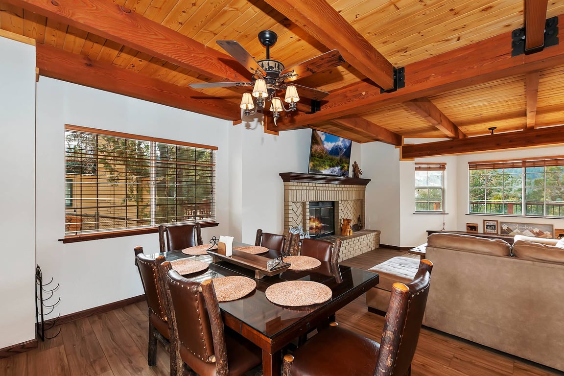 Cabin Image 12