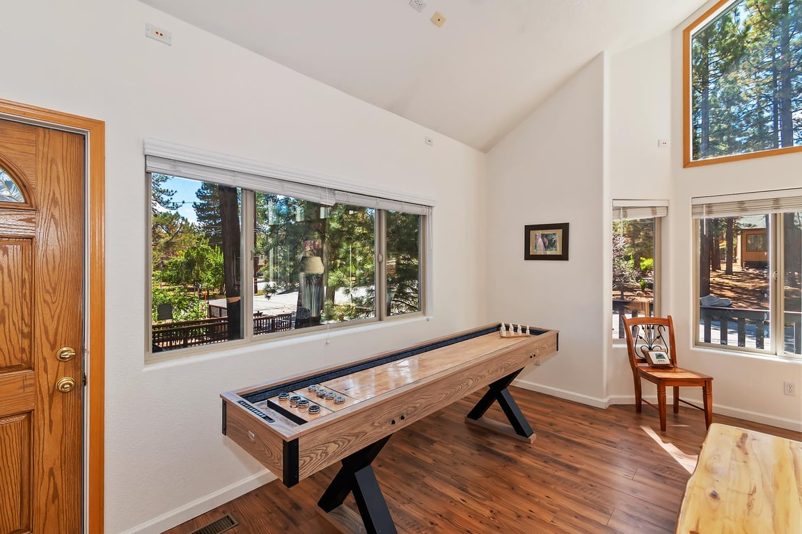 Big Bear Cabin - ForestHollow - 0004