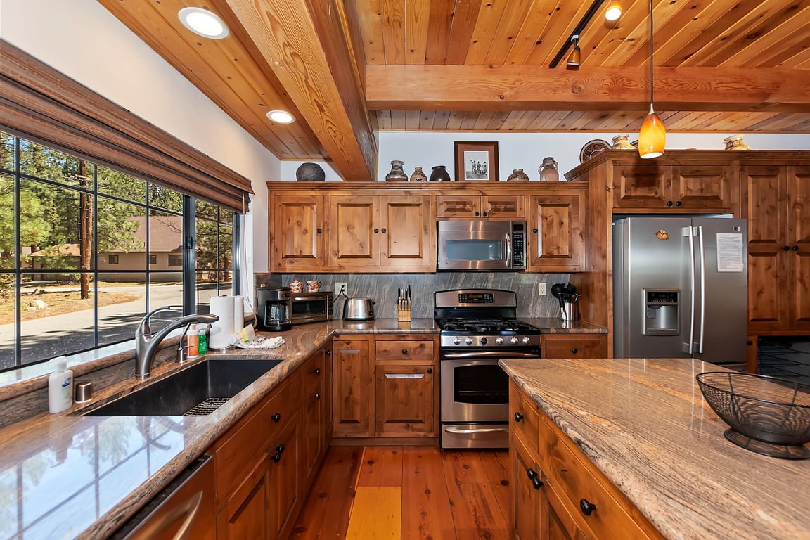 Cabin Image 9