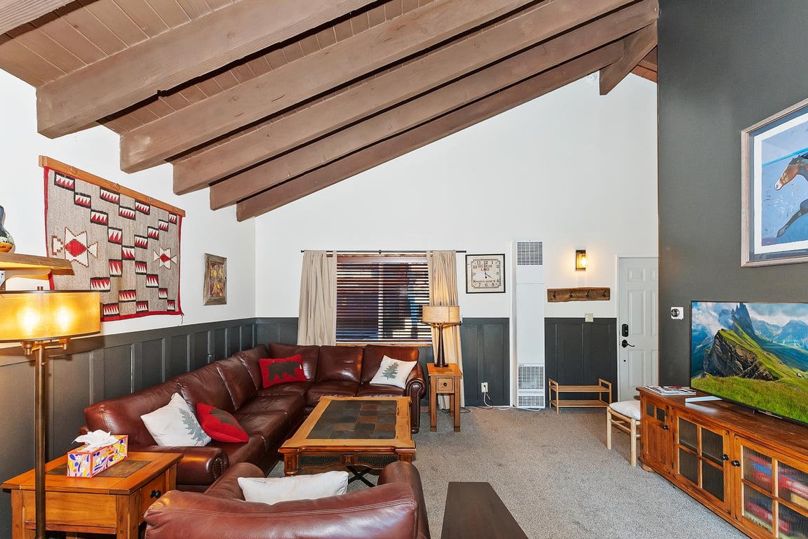 Cabin Image 10