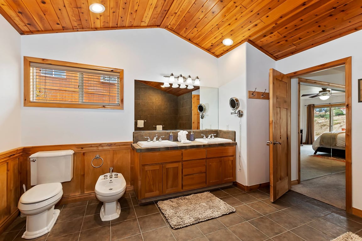Cabin Image 46
