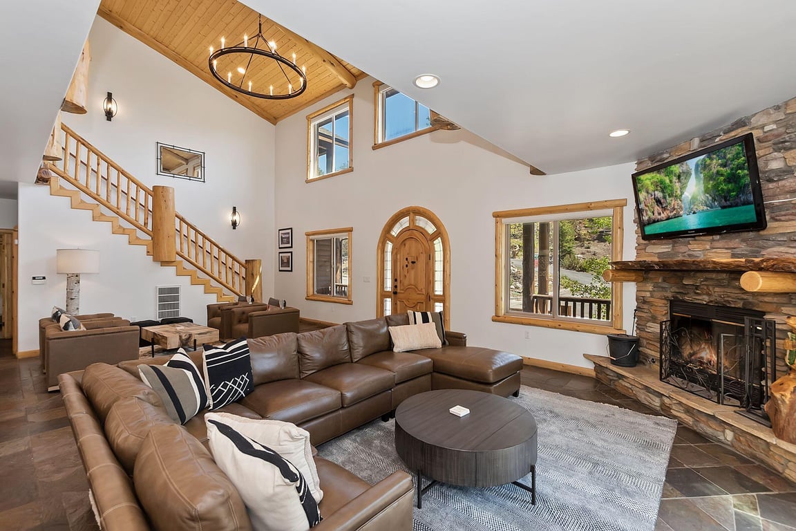 Cabin Image 12