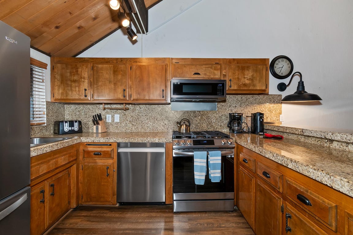 Cabin Image 21