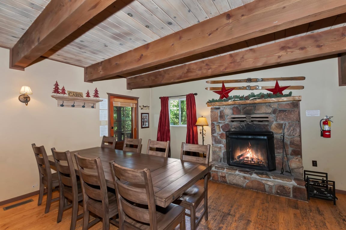 Cabin Image 13