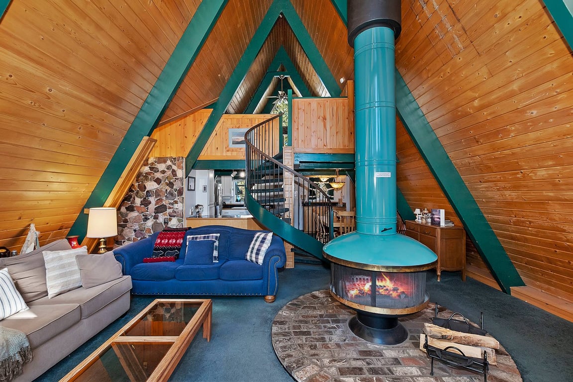 Cabin Image 8