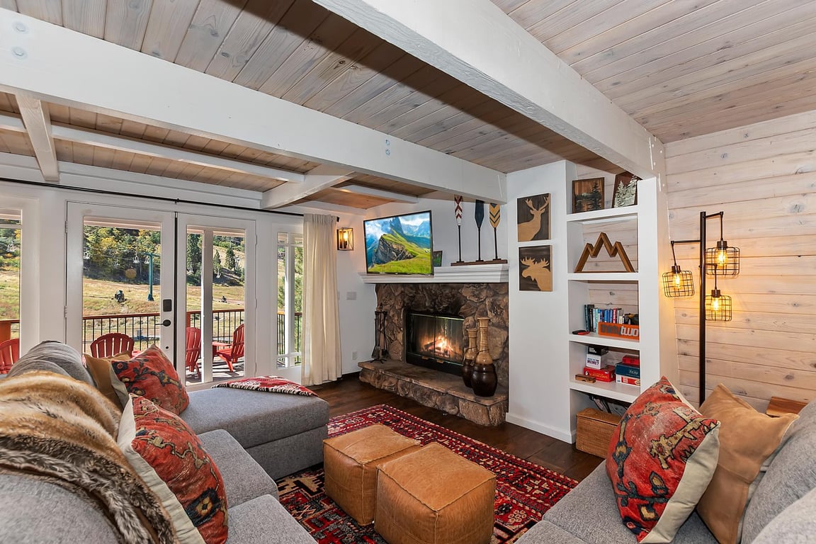 Cabin Image 9
