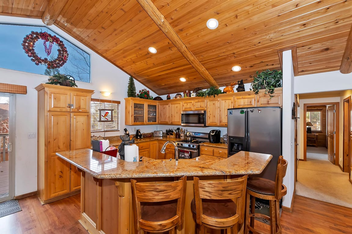 Cabin Image 11