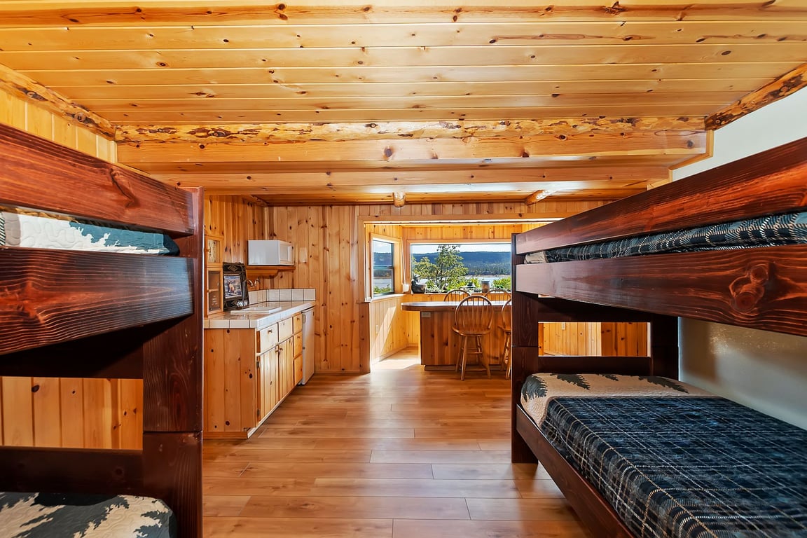 Cabin Image 31