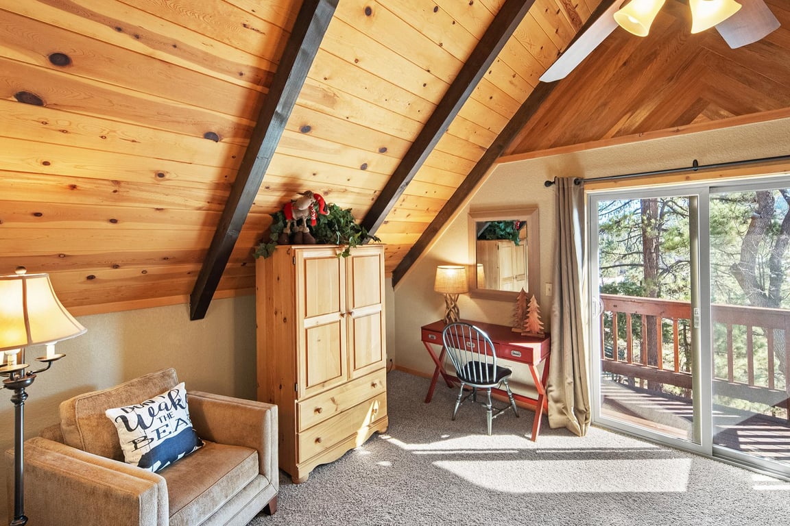 Cabin Image 39