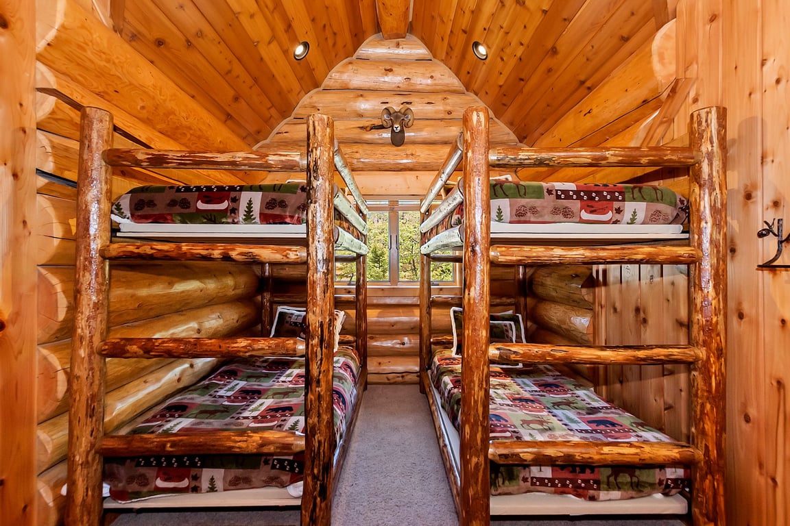 Cabin Image 39