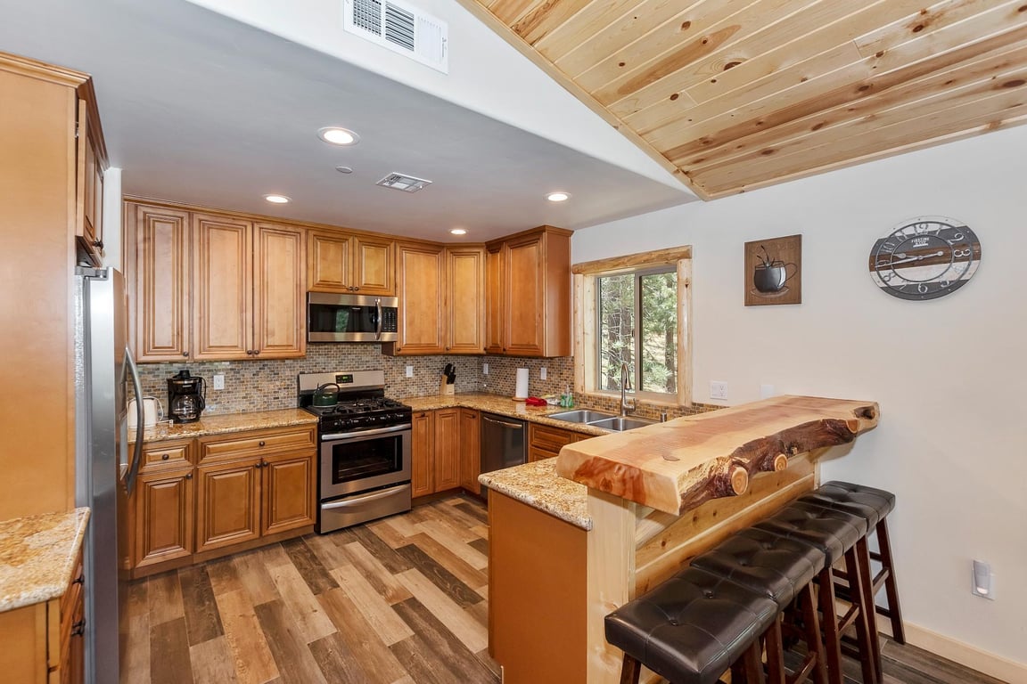 Cabin Image 7