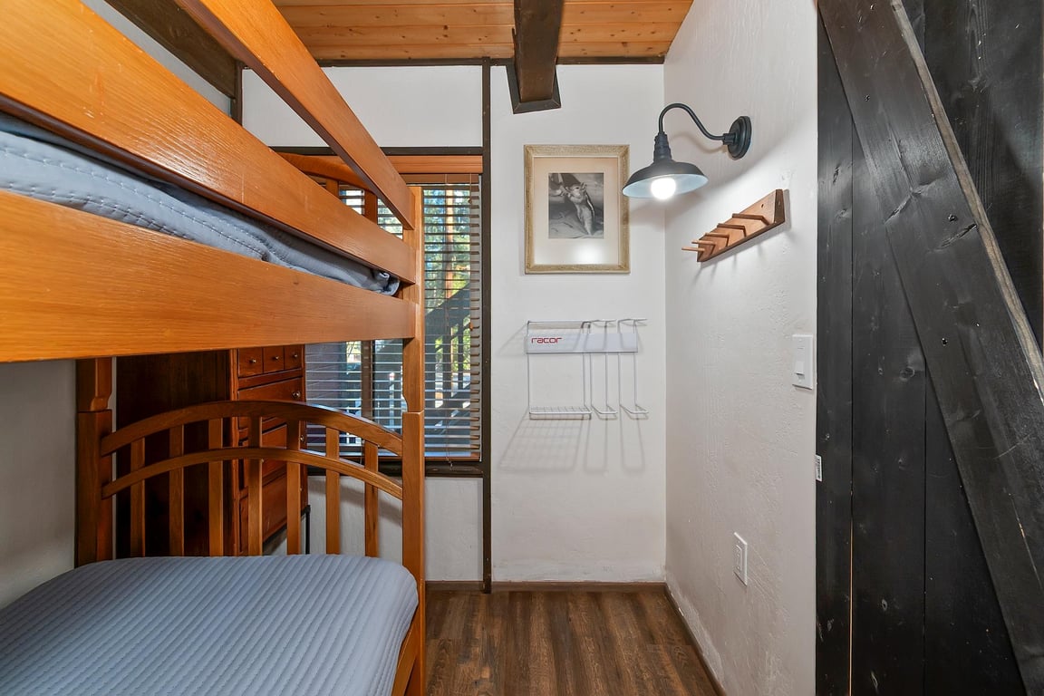 Cabin Image 31