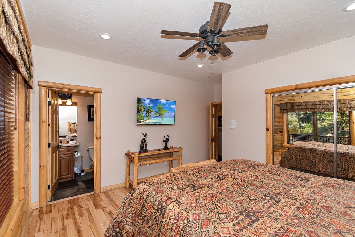Cabin Image 27