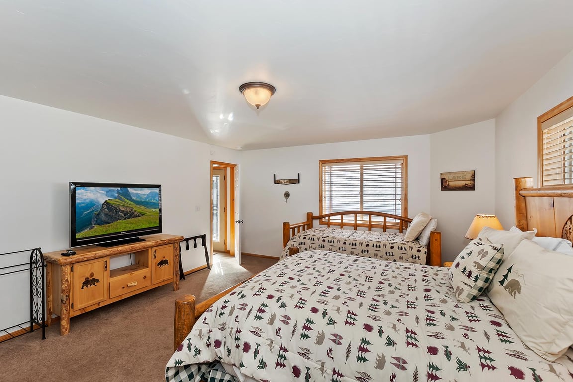 Cabin Image 33