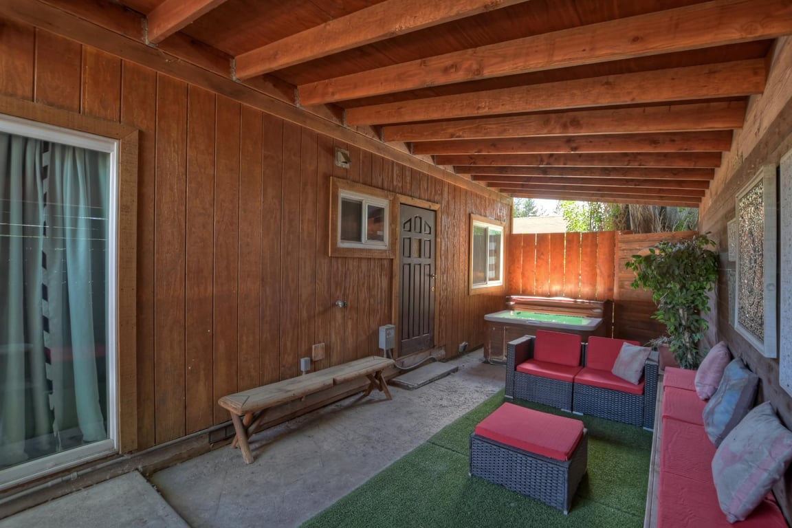Cabin Image 40