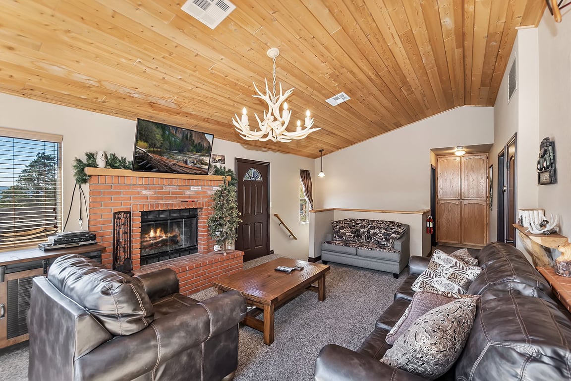 Cabin Image 5