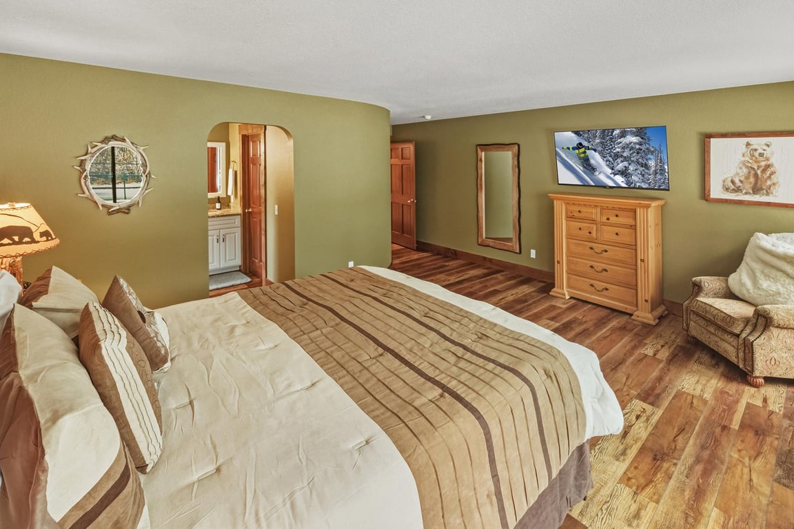 Cabin Image 32