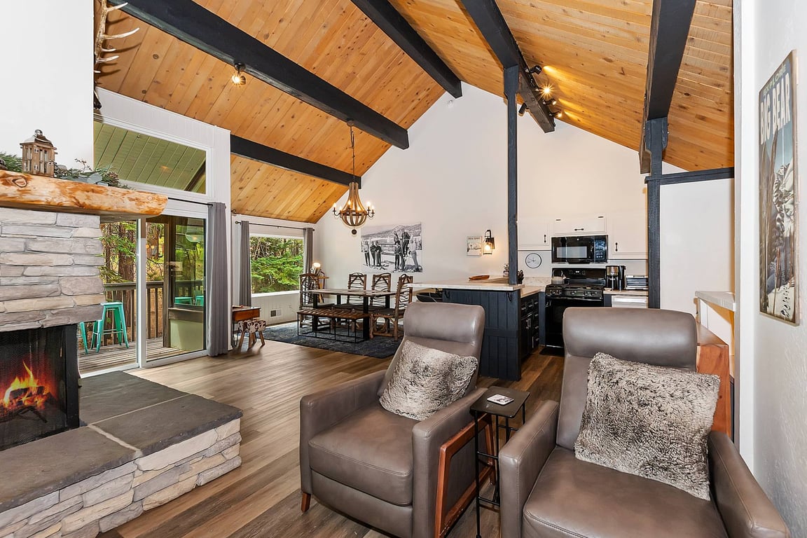Cabin Image 9