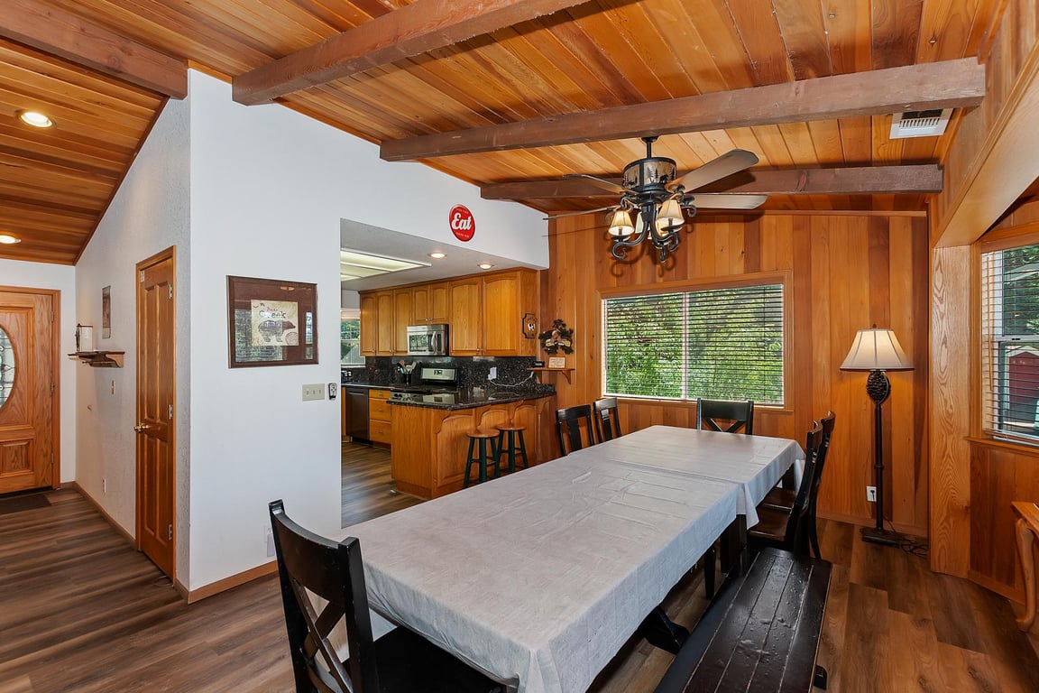 Cabin Image 18