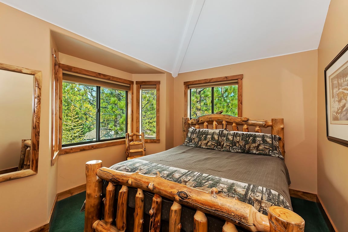 Cabin Image 43