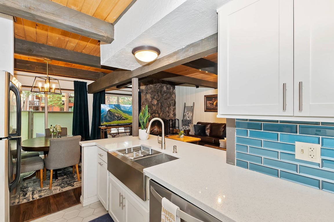 Cabin Image 11