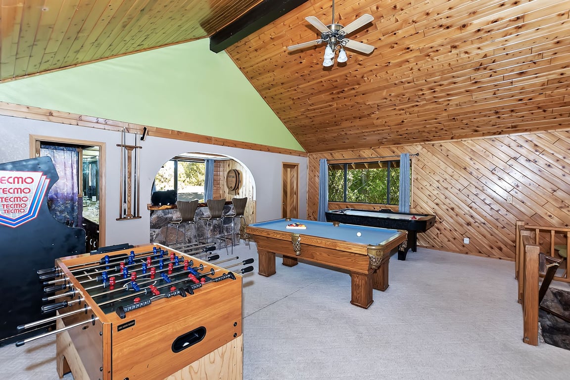 Cabin Image 9