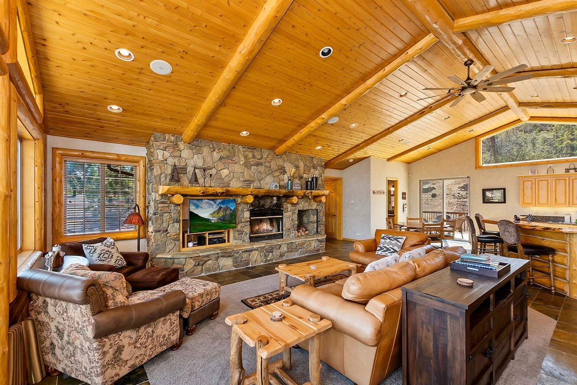 Cabin Image 6
