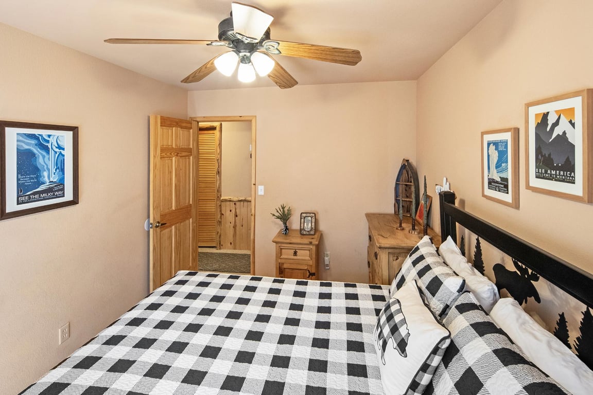 Cabin Image 34